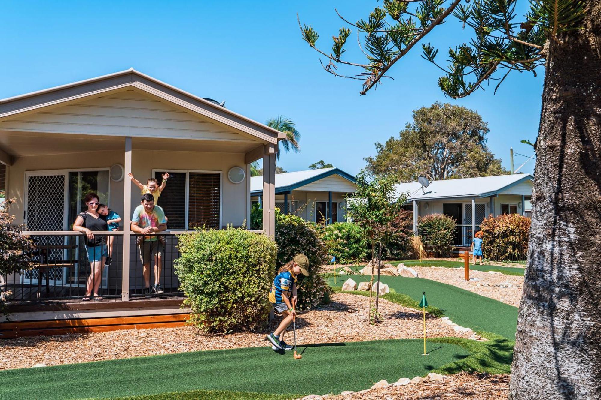Big4 Park Beach Holiday Park Coffs Harbour Buitenkant foto